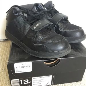 Like New! Jordan’s Fltclb 90s Youth size 13